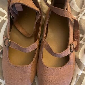 Girls OLD NAVY- sz 11- dble buckle- gently worn